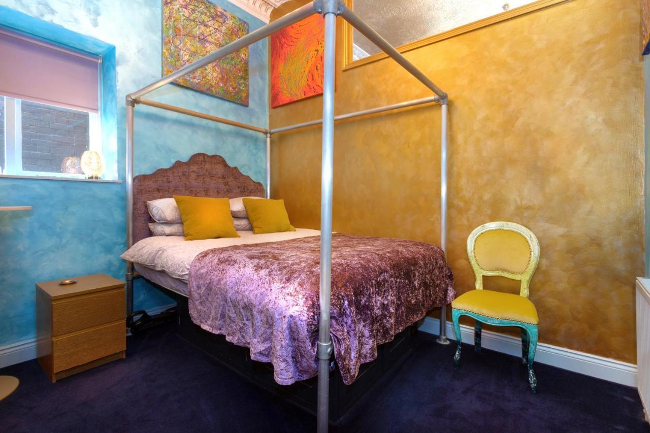 Vibrant Bohemian Seafront Flat Apartment Brighton