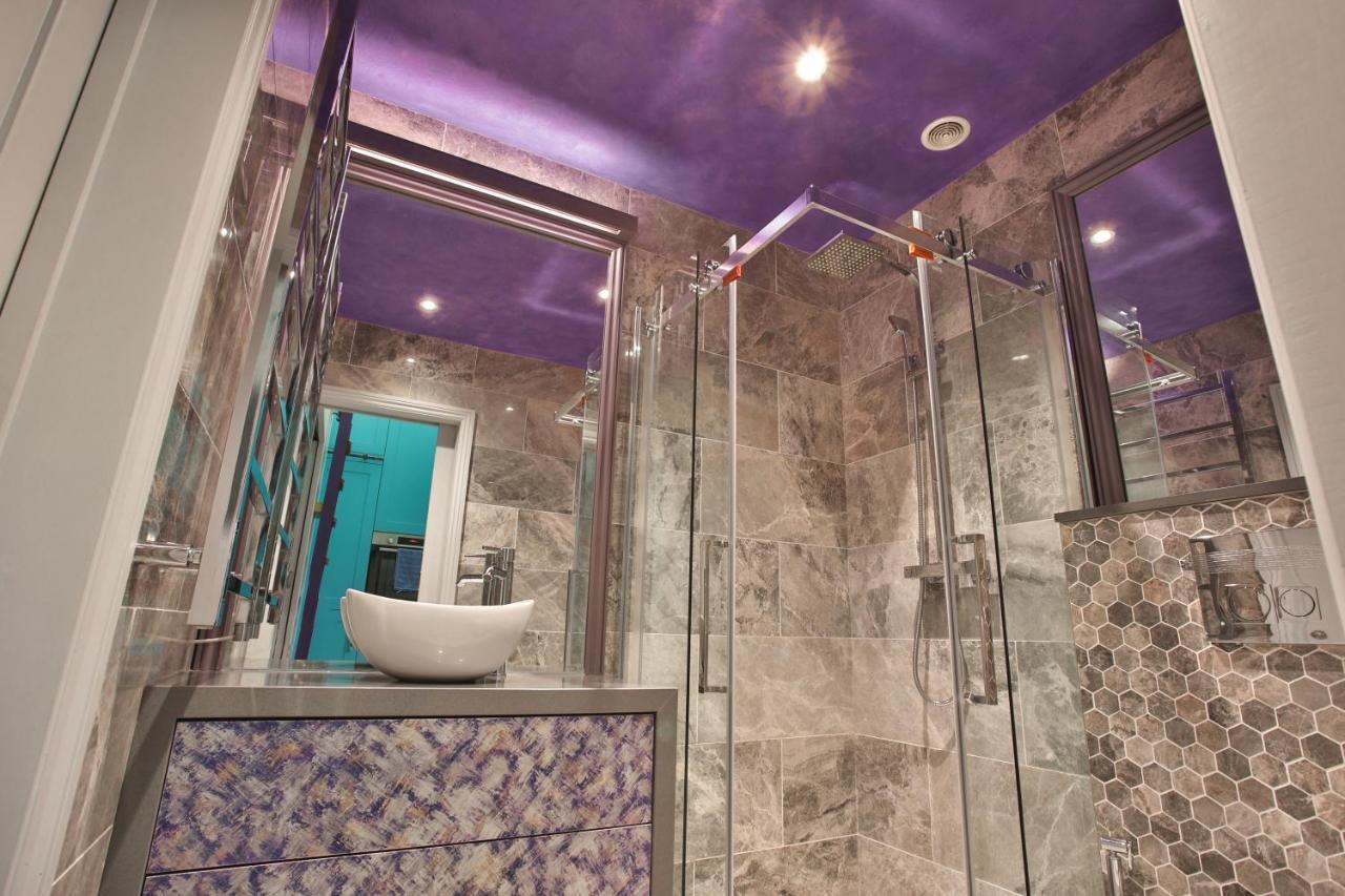 Vibrant Bohemian Seafront Flat