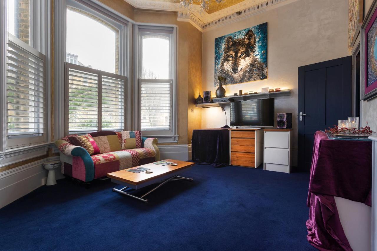 Vibrant Bohemian Seafront Flat Apartment Brighton